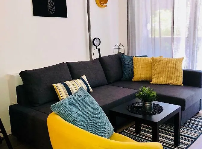 Right Place****cozy And Completely New Split